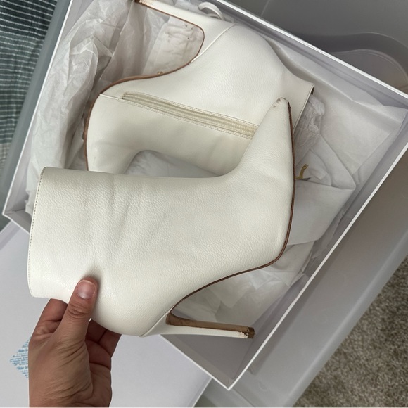 Revolve Raye heeled booties - Picture 7 of 11